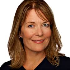 Episode #36: Christine Hueber: Advice From the Queen of LinkedIn!
