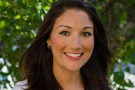 Episode #27: Lacey MacIsaac: Helping Coaches Around the World