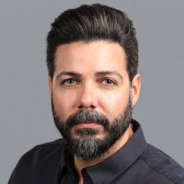 Episode #516: Jonathan Rivera: The Power of Podcasting